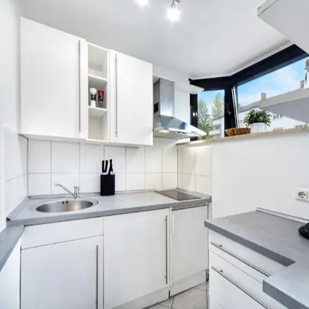 Cozy Apartment In City Center 아파트